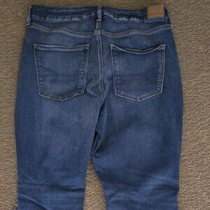 American Eagle AE Curvy Super High Rise Jegging Next Level Stretch Jeans 14 Reg